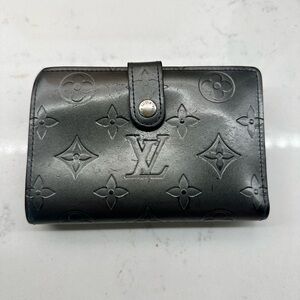 Louis Vuitton Mat Monogram French Purse Wallet Gris